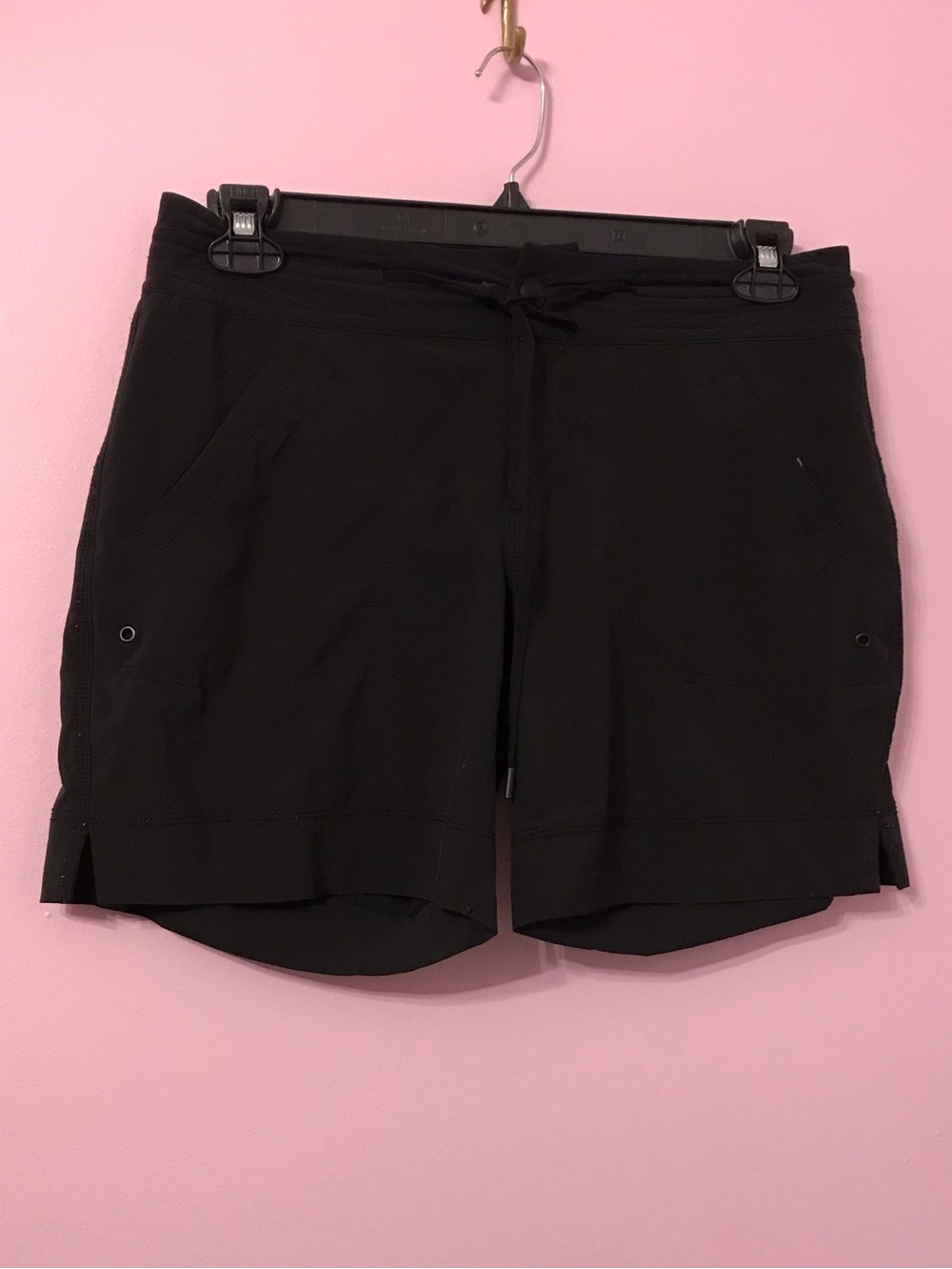 Athleta Black Athletic Shorts size 6